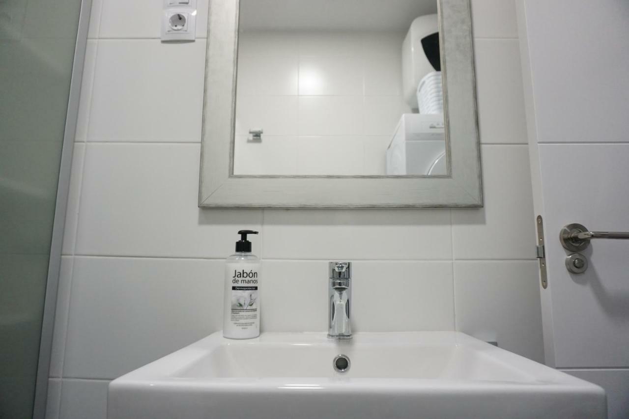 Black & White Las Canteras Las Palmas Exterior photo